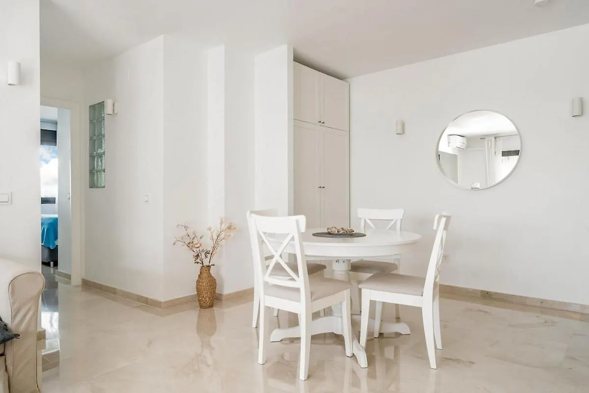 Nice Apt Next To Hard Rock Hotel Marbella Apartment